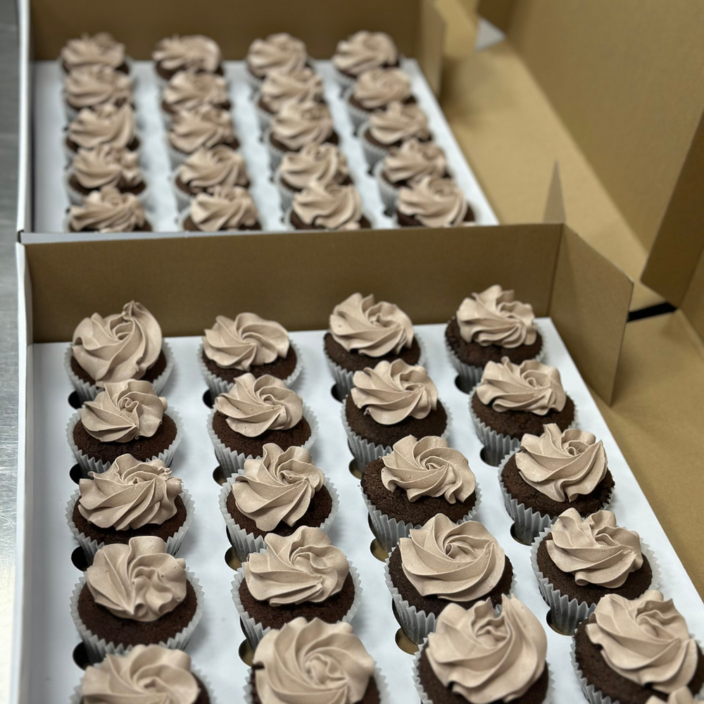 
                  
                    Custom logo cupcakes with edible business branding, ideal for corporate events
                  
                