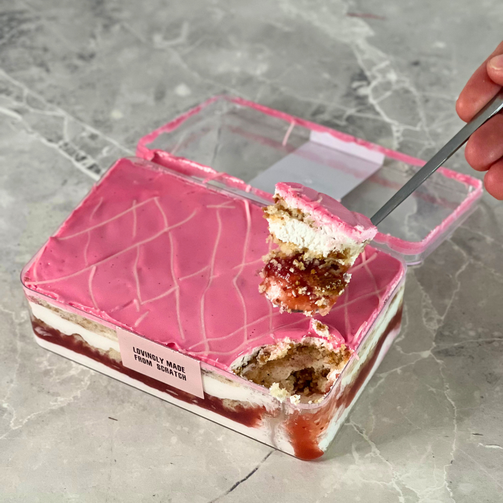 
                  
                    Vanilla strawberry cheesecake for UK-wide delivery
                  
                