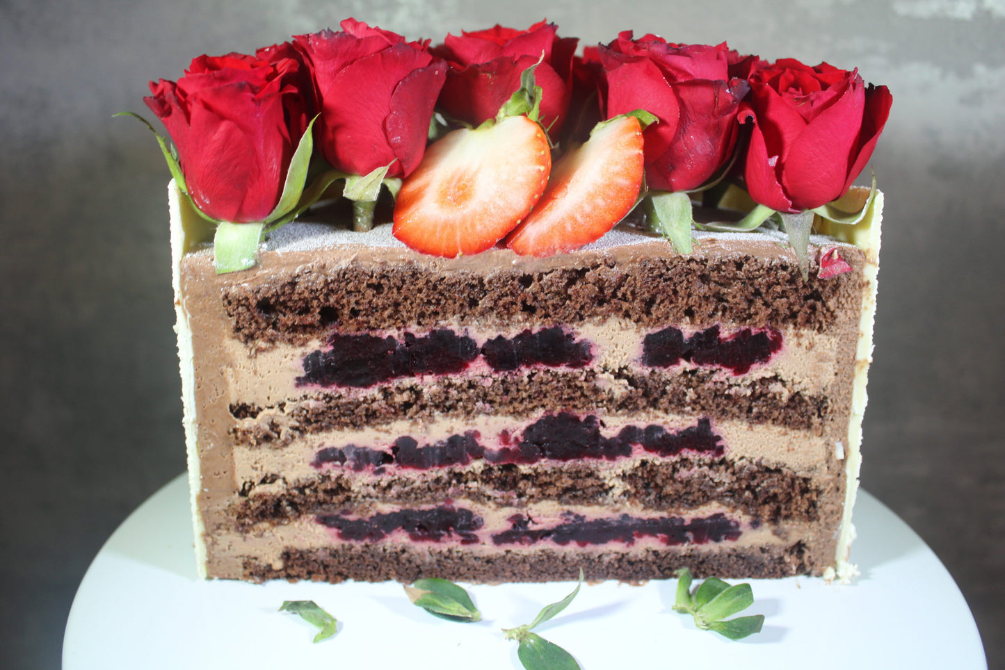 Mint Cake with Berries Jelly image 1