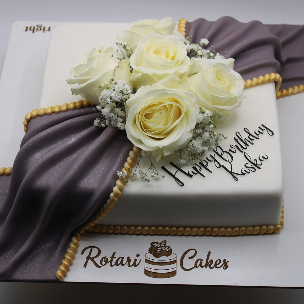 Square Honey Russian Cake image 0
