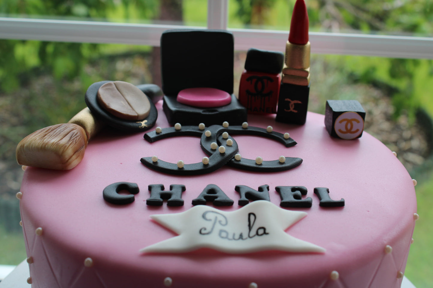 Red Velvet Chanel Cake image 1